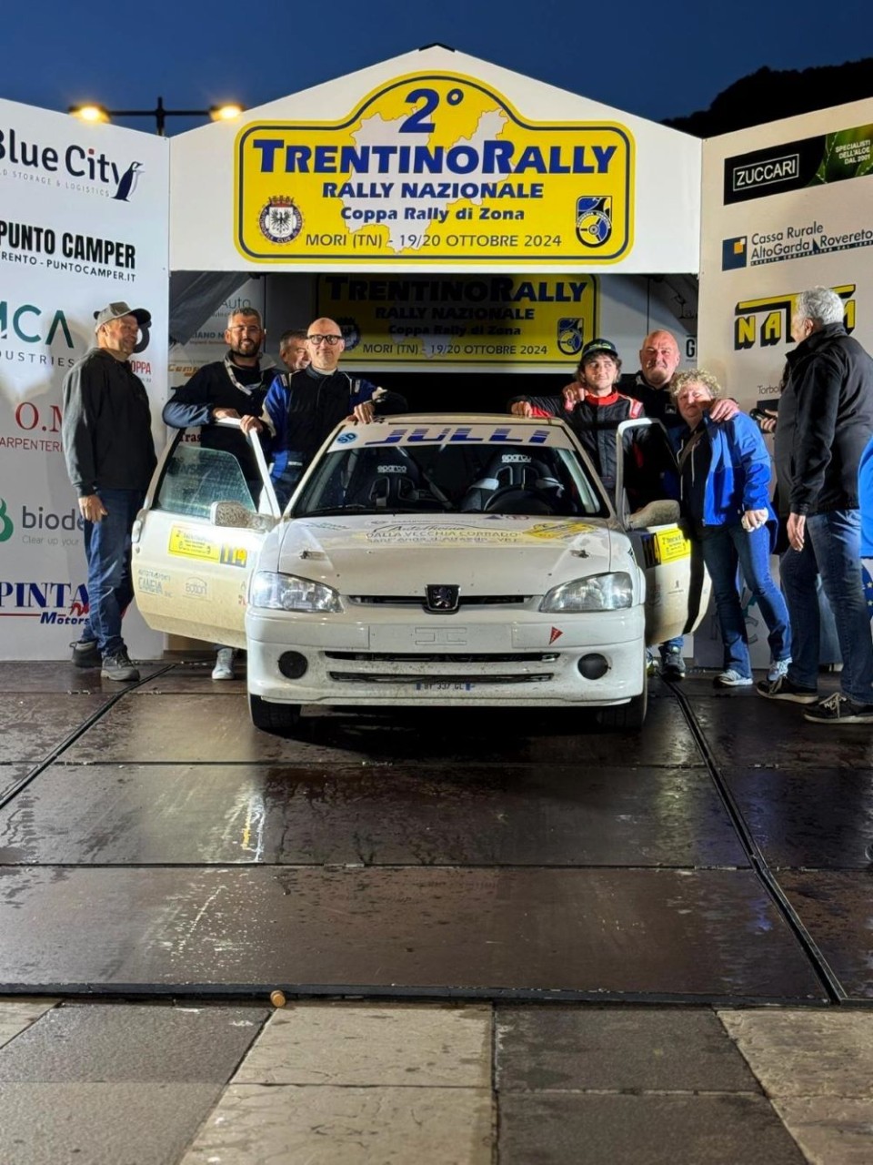 Dalla-Vecchia---Fraccaroli-allarrivo-al-2-Trentino-Rally-002