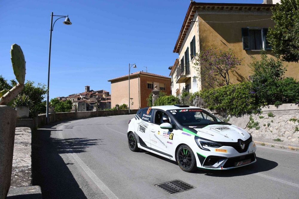 CARMIGNANI_FONTANA_RENAULT_CLIO_RALLY5