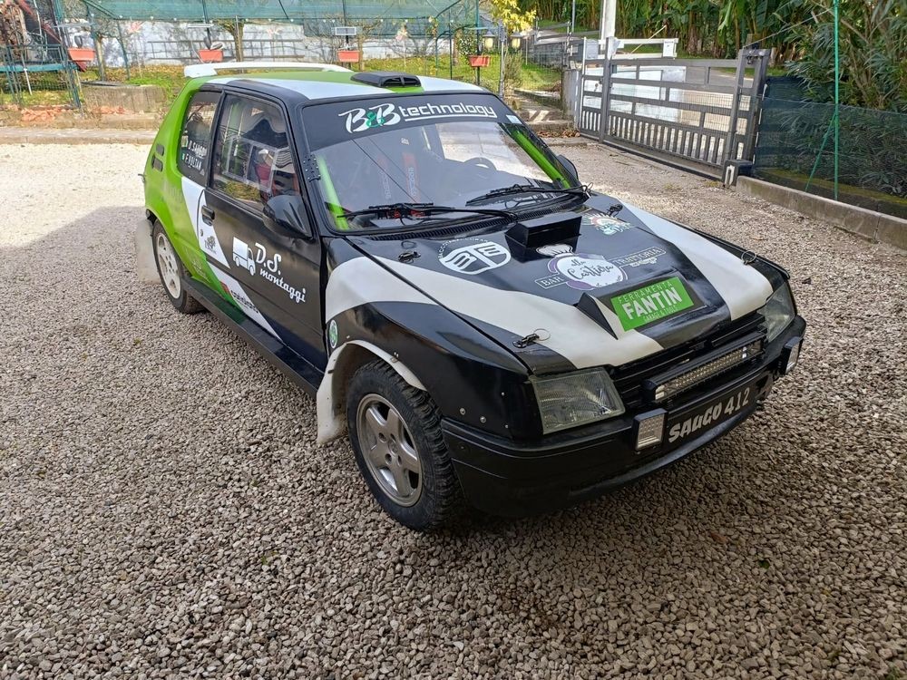 Peugeot-205---Saugo-Voltan