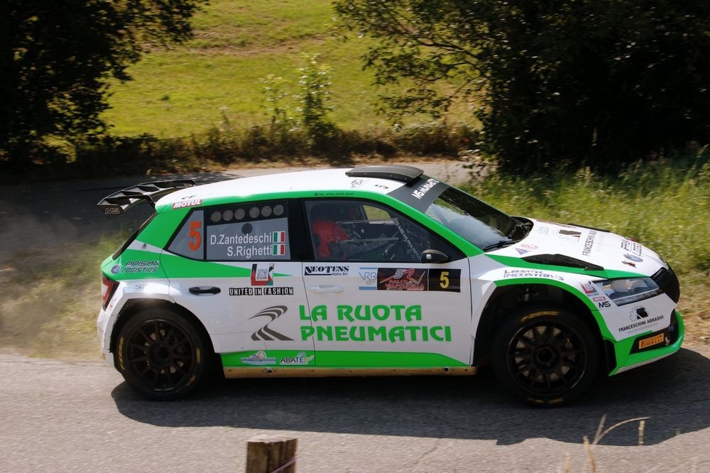 Diego-Zantedeschi-in-azione-al-recente-Rally-della-Valpolicella-con-la-Skoda-Fabia-R5